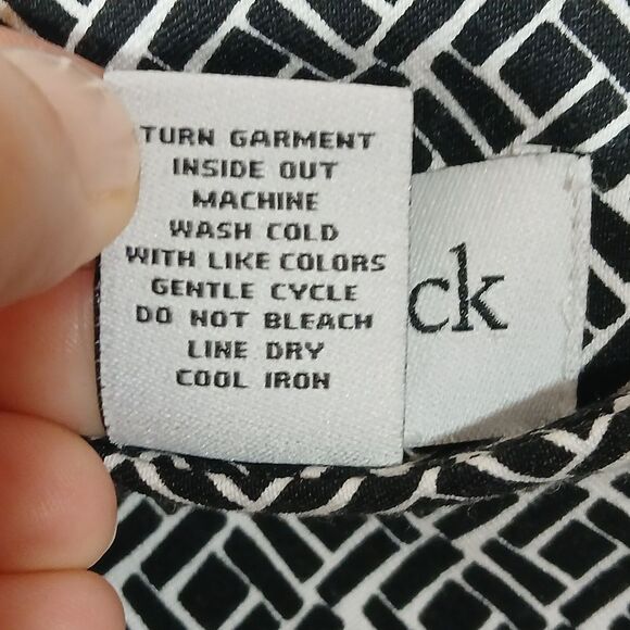 Peck & Peck Cropped Pull On Pants - Picture 4 of 7